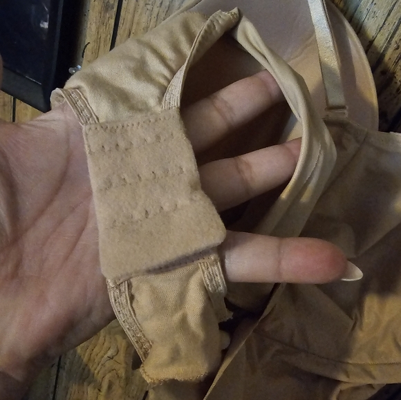 ASSETS BY SPANX Flawless Finish Bodysuit - 1X - Picture 5 of 6